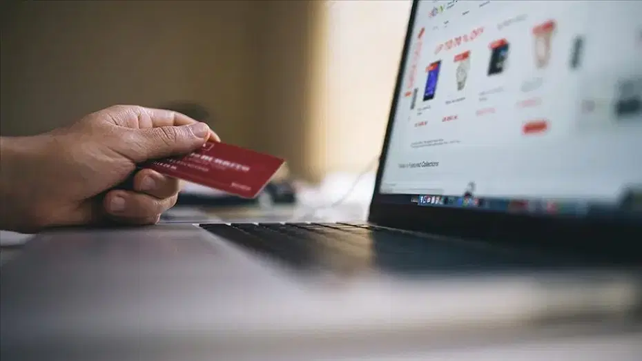 E-Ticarette Sahte Yorumlara Karşı Yeni Düzenlemeler ve Erişim Engeli