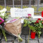 Almanya'da İslam karşıtı gösteri sırasında bıçaklanan polis memuru hayatını kaybetti