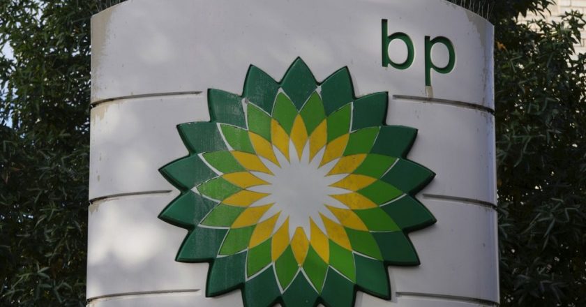 BP yenilenebilir enerjiye yatırım planlarını askıya aldı
