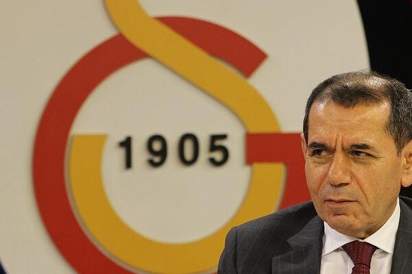Galatasaray’da transfer bombası şimdiden patlıyor! Dünya yıldızının menajeri Dursun Özbek’in otelinde… Tek bir şart sundu!