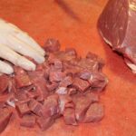 Kurban eti sofrada şifa da olabilir, tehlike de! Bayramda sağlıklı kalmanın sırrı nedir? Kurban eti nasıl pişirilmelidir? Uzmanlardan öneriler…