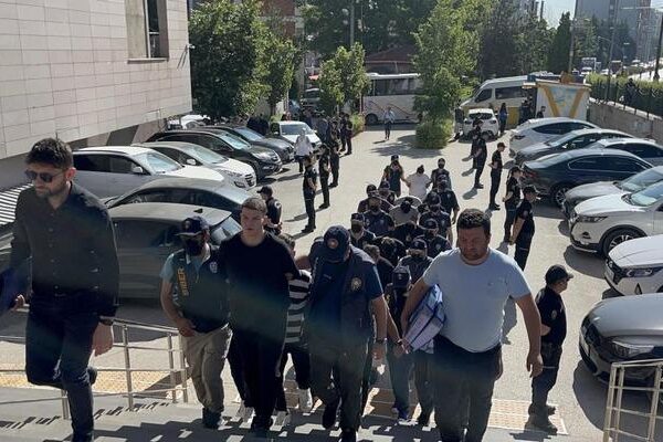 Dolandırıcılık operasyonunda yakalanan 11 şüpheliden 8’i tutuklandı