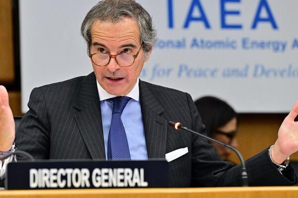UAEA Başkanı Grossi: Nükleer tesislere asla saldırılmamalı