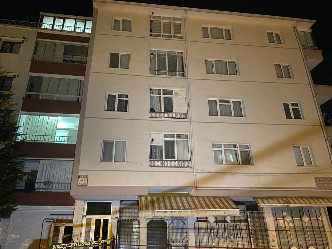 Ankara'da korku dolu gece: 8 -Storey binası tahliye edildi! Çatlak sesi kalplere getirdi 2