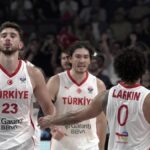 Grup lideri 12 Dev Adam, son 16 turunda İsveç’le karşılaşacak