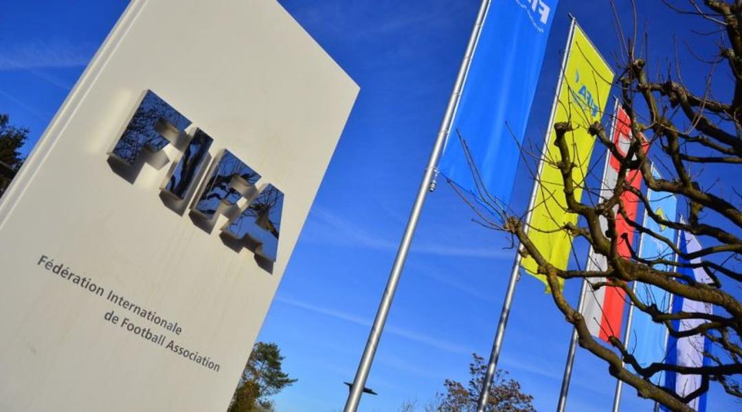 Süper Lig ekiplerinden Antalyaspor'a FIFA penaltısı! Samuel Eto'nun transferinde yaşanan maddi sıkıntılar baş ağrısına neden oldu... 2